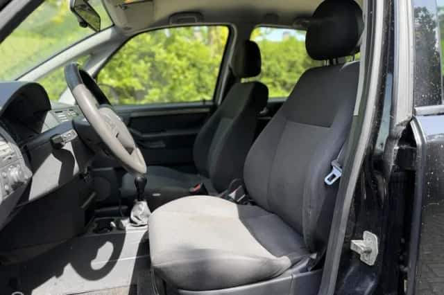 Opel Meriva (2008) thumbnail 4