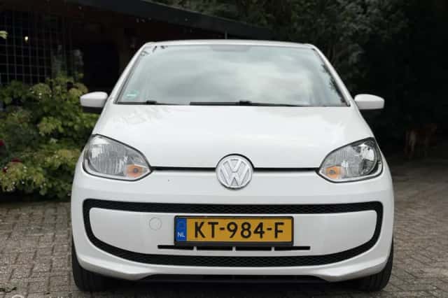 Volkswagen Up! (2012) thumbnail 4