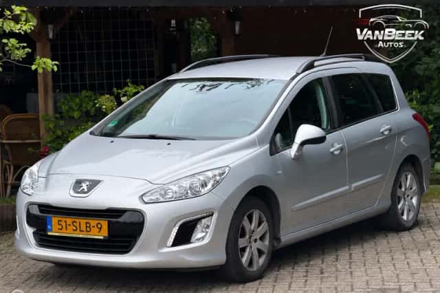 Peugeot 308 (2011) thumbnail 1