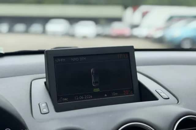 Peugeot 308 (2011) thumbnail 5