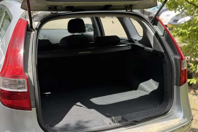 Hyundai i30 (2009) thumbnail 6
