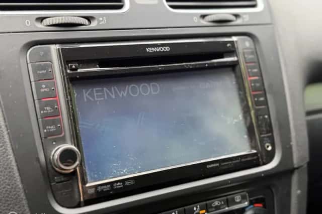 Volkswagen Golf (2010) thumbnail 5