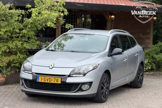 Renault Mégane (2013) thumbnail 1