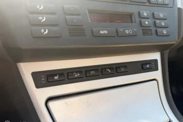 BMW X3 (2007) thumbnail 4