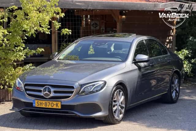 Mercedes-Benz E-Klasse (2017) thumbnail 1