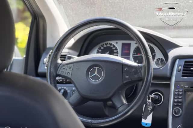 Mercedes-Benz B-Klasse (2008) thumbnail 3