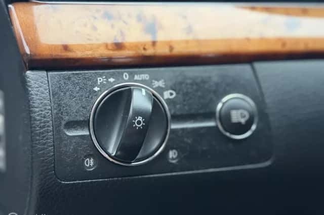 Mercedes-Benz E-Klasse (2007) thumbnail 6