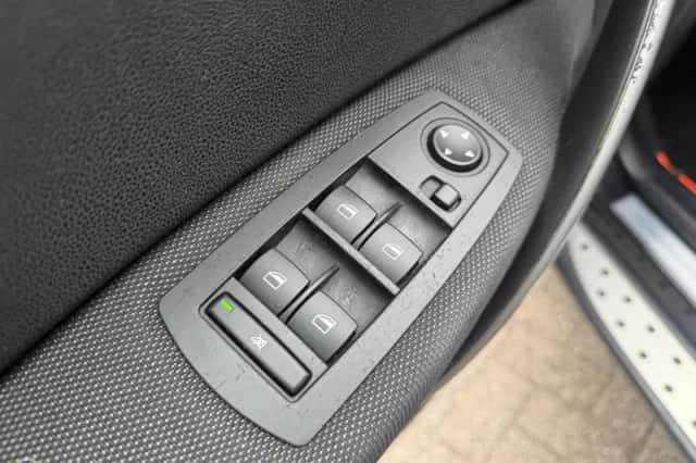 BMW X3 (2006) thumbnail 4