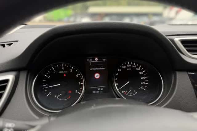Nissan Qashqai (2014) thumbnail 5