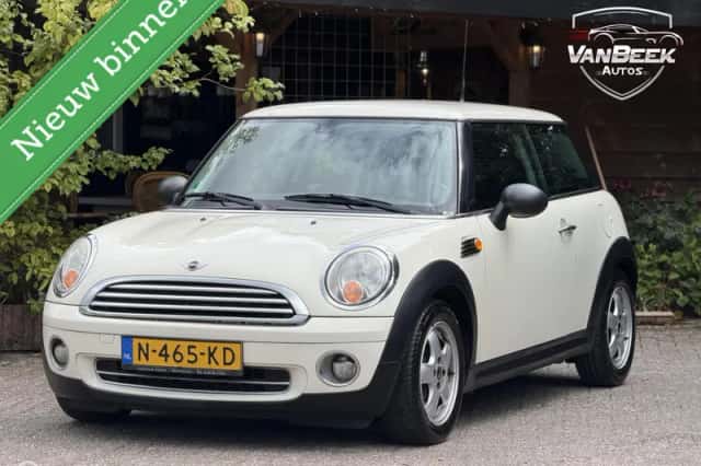 MINI One (2009) thumbnail 1