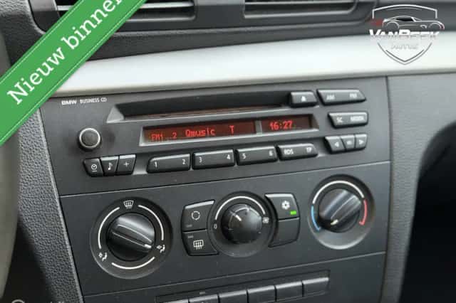 BMW 1-Serie (2007) thumbnail 2
