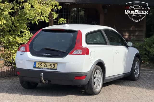 Volvo C30 (2008) thumbnail 2