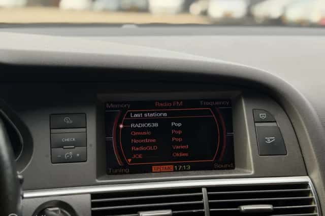 Audi A6 (2005) thumbnail 5