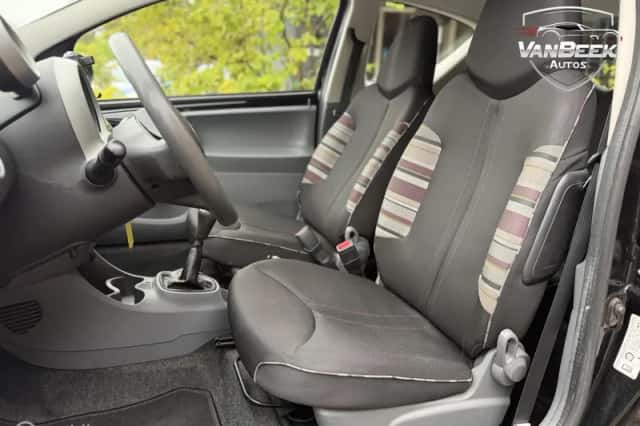 Citroën C1 (2011) thumbnail 3