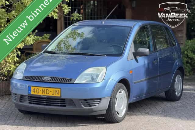 Ford Fiesta (2003) thumbnail 1