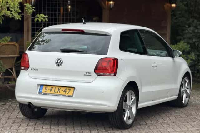 Volkswagen Polo (2013) thumbnail 6