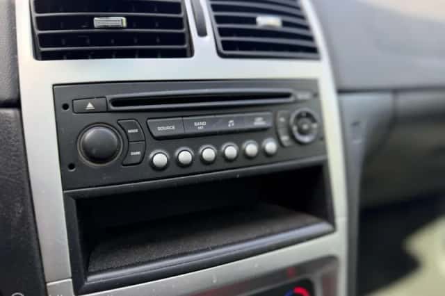 Peugeot 307 (2006) thumbnail 6