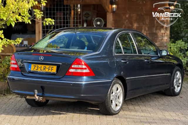 Mercedes-Benz C-Klasse (2003) thumbnail 2