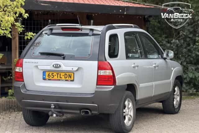 Kia Sportage (2006) thumbnail 2