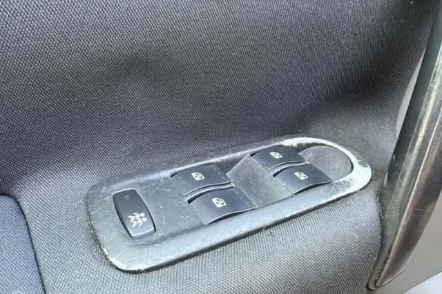 Renault Scénic (2003) thumbnail 6
