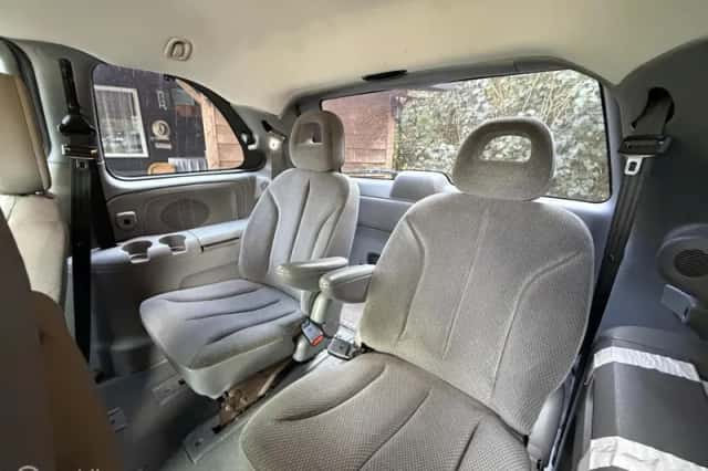 Chrysler Voyager (2006) thumbnail 5