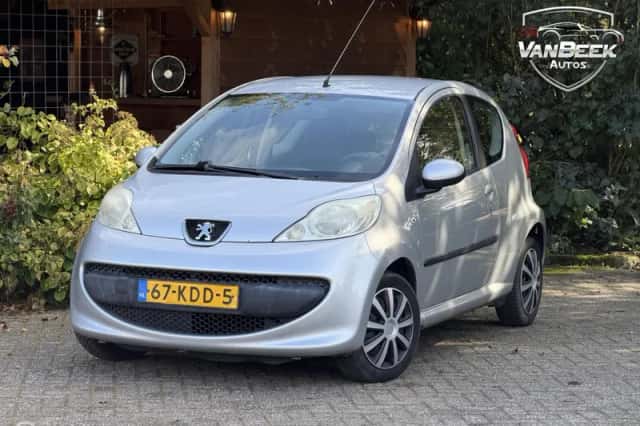 Peugeot 107 (2007) thumbnail 1