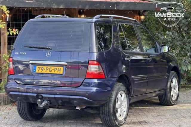 Mercedes-Benz M-Klasse (2004) thumbnail 2