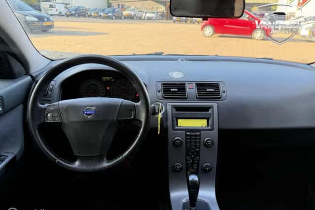 Volvo V50 (2005) thumbnail 3