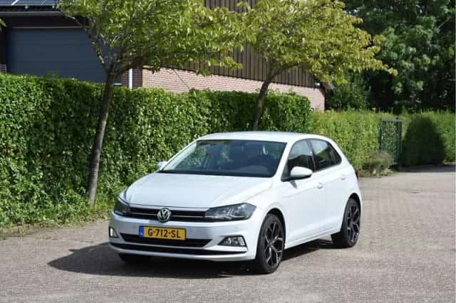 Volkswagen Polo (2019) thumbnail 1
