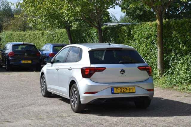 Volkswagen Polo (2023) thumbnail 5