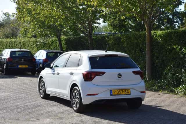 Volkswagen Polo (2022) thumbnail 5