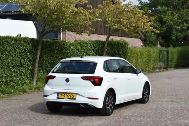 Volkswagen Polo (2023) thumbnail 6