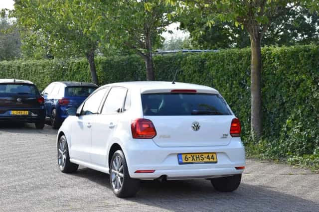 Volkswagen Polo (2014) thumbnail 5