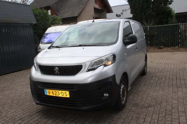 Peugeot Expert (2017) thumbnail 1