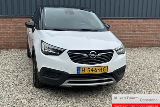 Opel Crossland (2020) thumbnail 3