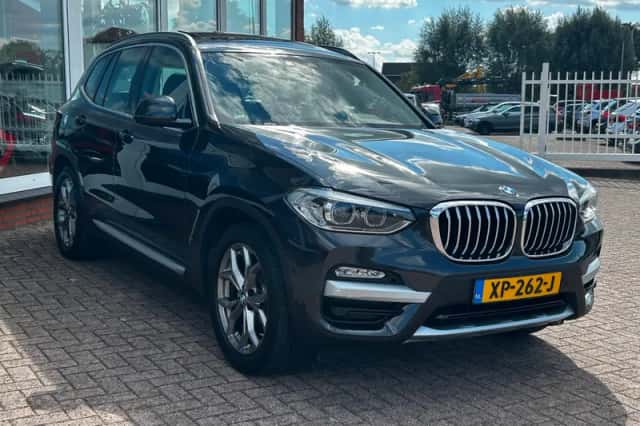 BMW X3 (2019) thumbnail 5