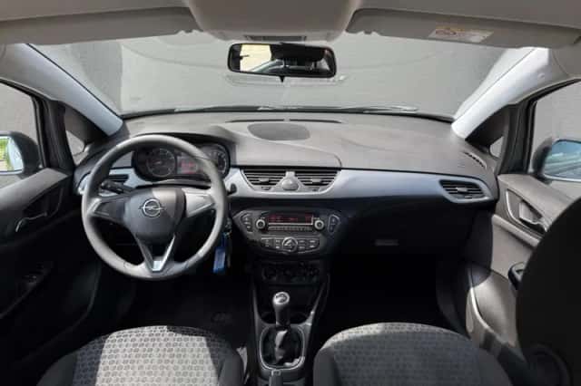 Opel Corsa (2016) thumbnail 2