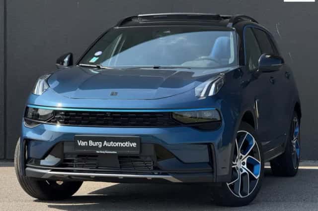 Lynk & Co 01 (2022) thumbnail 1