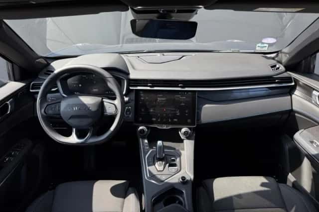 Lynk & Co 01 (2022) thumbnail 2