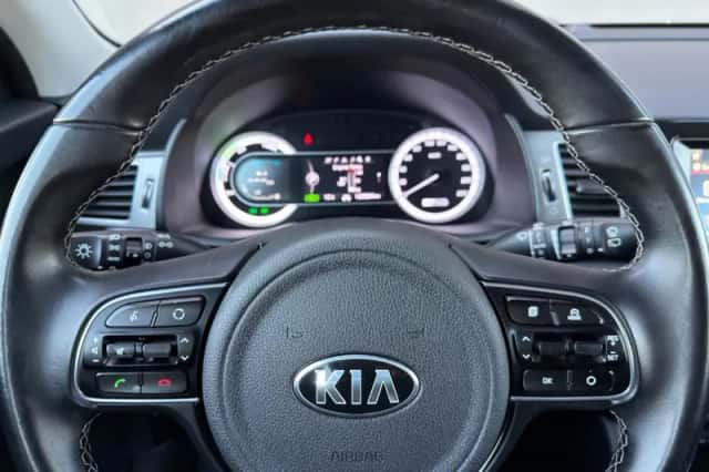 Kia Niro (2019) thumbnail 4