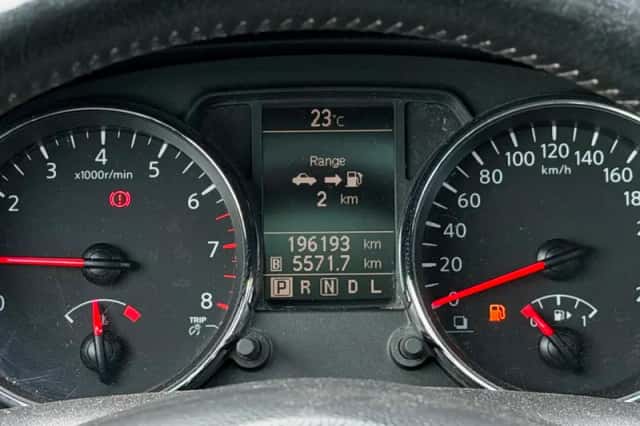 Nissan Qashqai (2012) thumbnail 4
