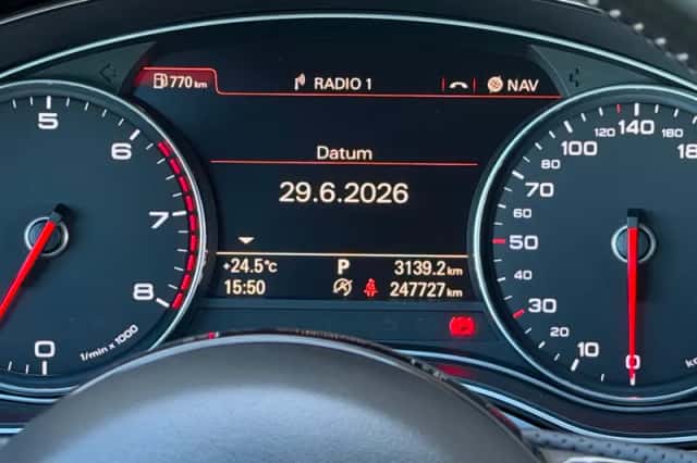 Audi A6 (2014) thumbnail 5