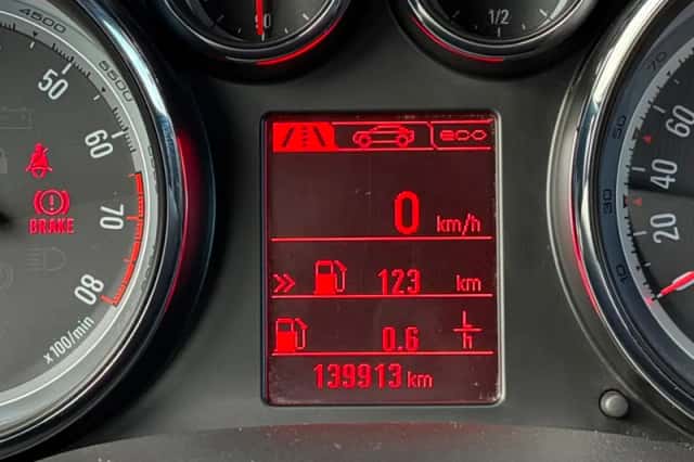 Opel Astra (2013) thumbnail 5