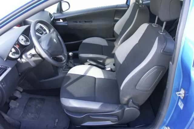 Peugeot 207 (2006) thumbnail 3