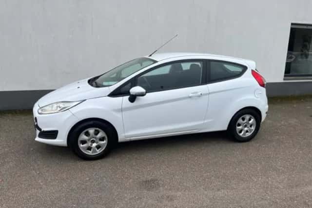 Ford Fiesta (2017) thumbnail 1