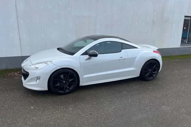 Peugeot RCZ (2010) thumbnail 1