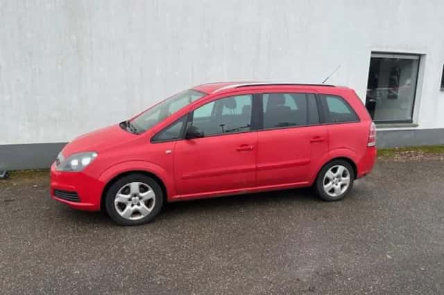 Opel Zafira (2006) thumbnail 1