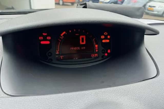Renault Modus (2005) thumbnail 6