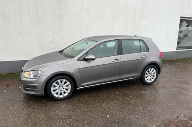 Volkswagen Golf (2013) thumbnail 1