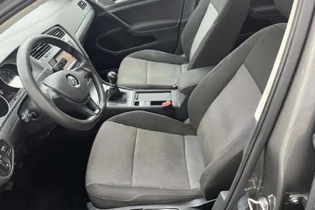Volkswagen Golf (2013) thumbnail 2